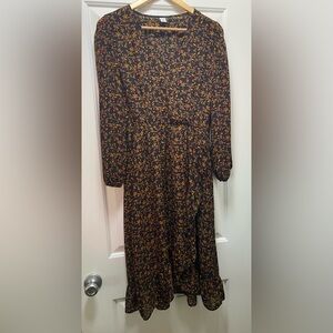Old Navy Long Sleeve Black Floral Lined Wrap Midi Dress M